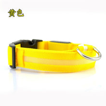 Load image into Gallery viewer, Nylon LED Pet dog Collar,Night Safety Flashing Glow In The Dark Dog Leash,Dogs Luminous Fluorescent Collars Pet Supplies
