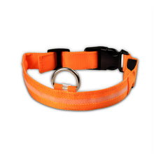 Load image into Gallery viewer, Nylon LED Pet dog Collar,Night Safety Flashing Glow In The Dark Dog Leash,Dogs Luminous Fluorescent Collars Pet Supplies
